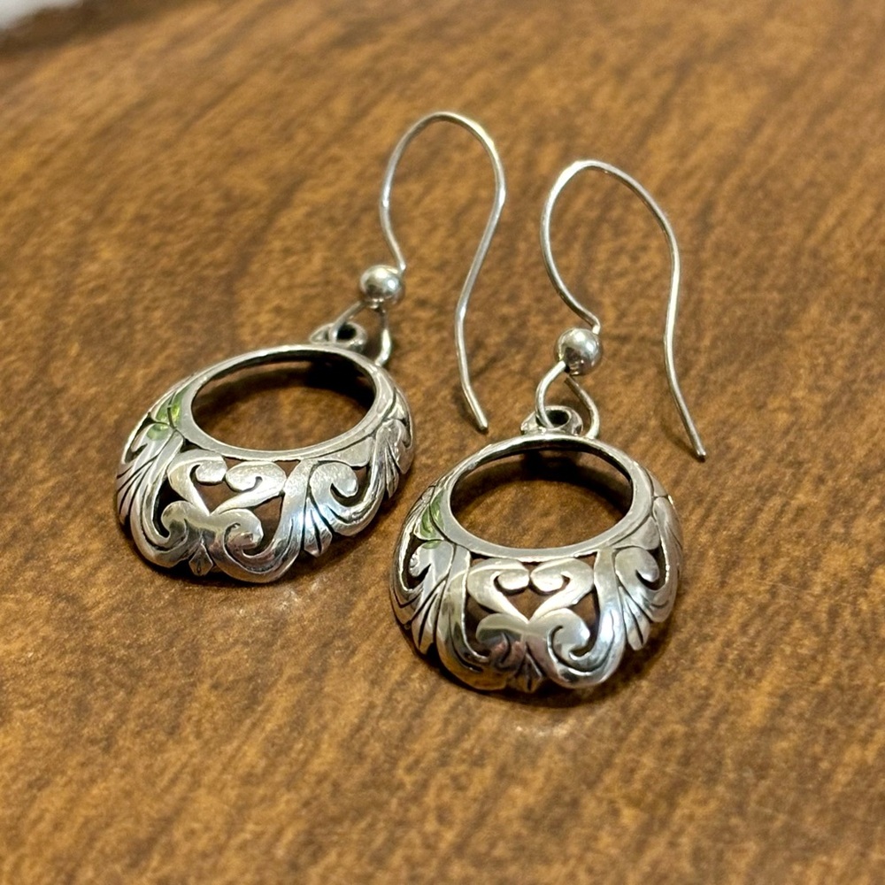 Vintage Sterling Silver Oval Filigree Earrings - Picture 4 of 14